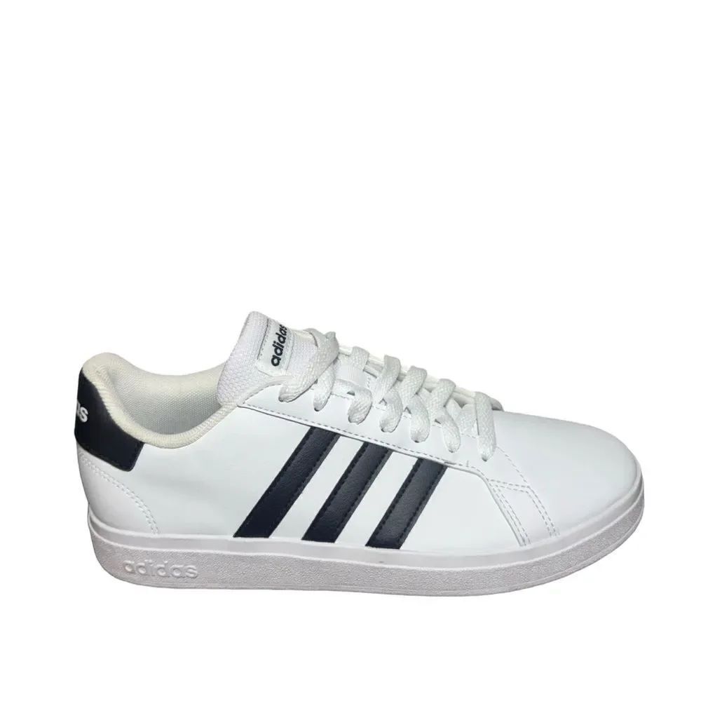 Adidas White and Black Sneakers men’s grand court size 6.5
